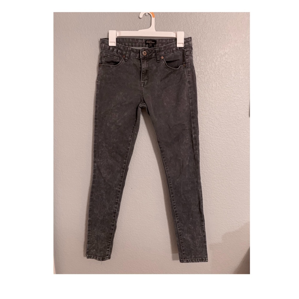 Forever 21 Dark Grey Acid Wash Denim Jeans